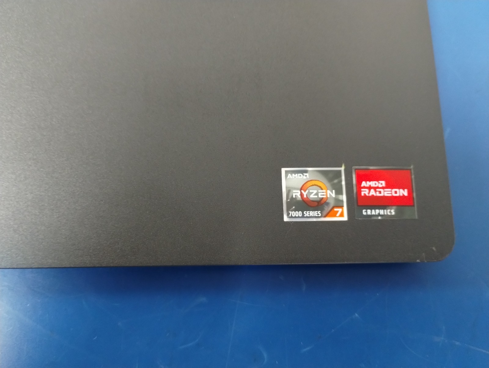 DELL 15 DC15255 G8MK9, AMD Ryzen 7 7730U, 2.00 GHz, 16 GB RAM, 512 GB NVMe SSD