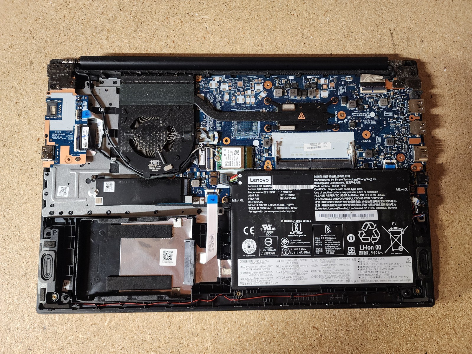 Lenovo Thinkpad E15 Intel i7 10510U FHD No RAM/HDD/OS | No Power | Parts Repair