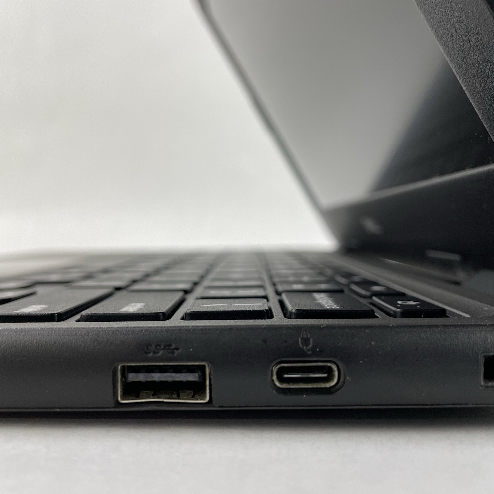 Dell ChromeBook 3100 11.6″ Celeron N4020 1.10 GHz 4 GB RAM 16 GB SSD Chrome OS