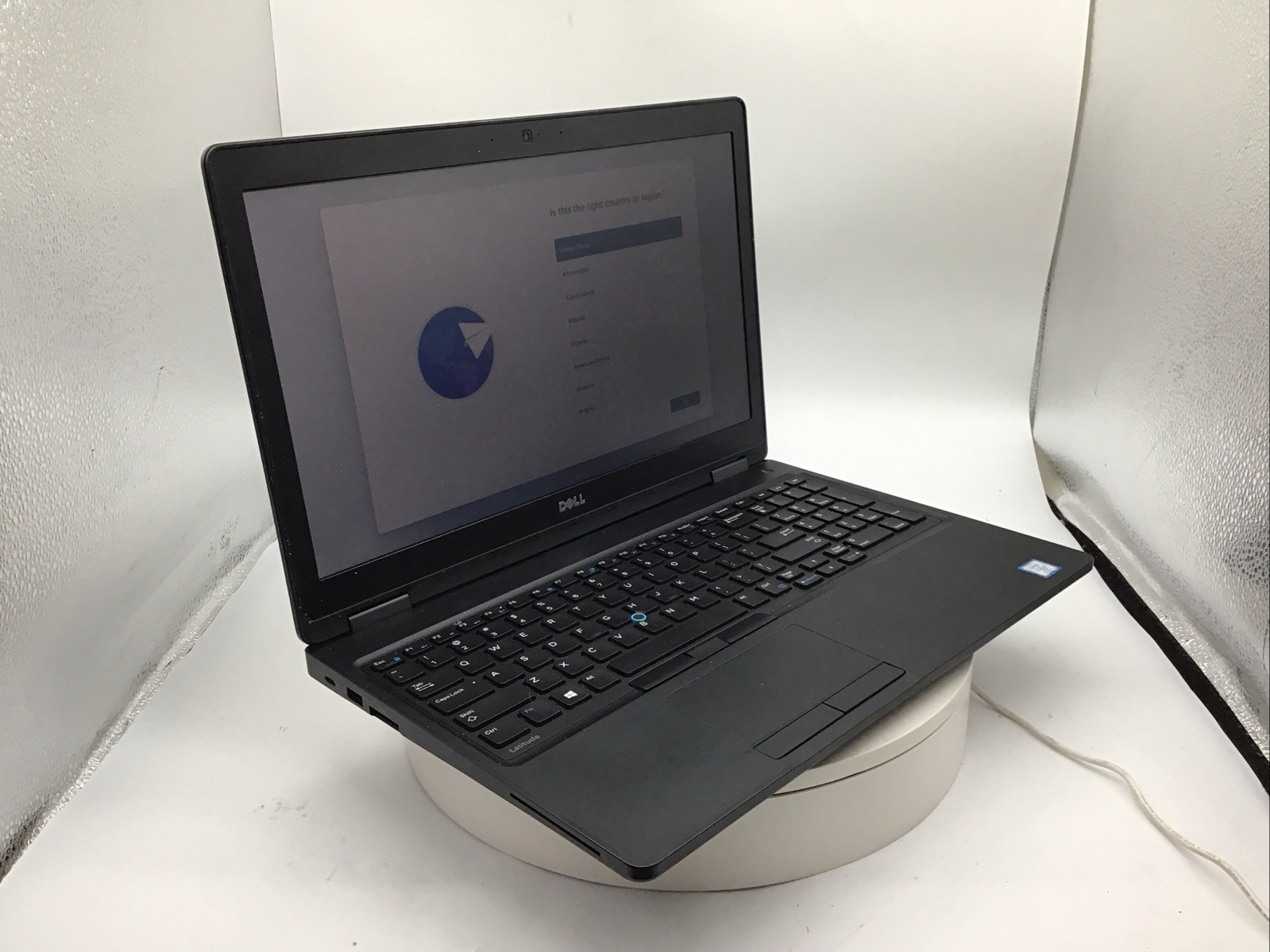 Dell Latitude 5580 15.6″ Laptop i5-7300U 8GB RAM 500GB HDD Windows 11 P Used RD