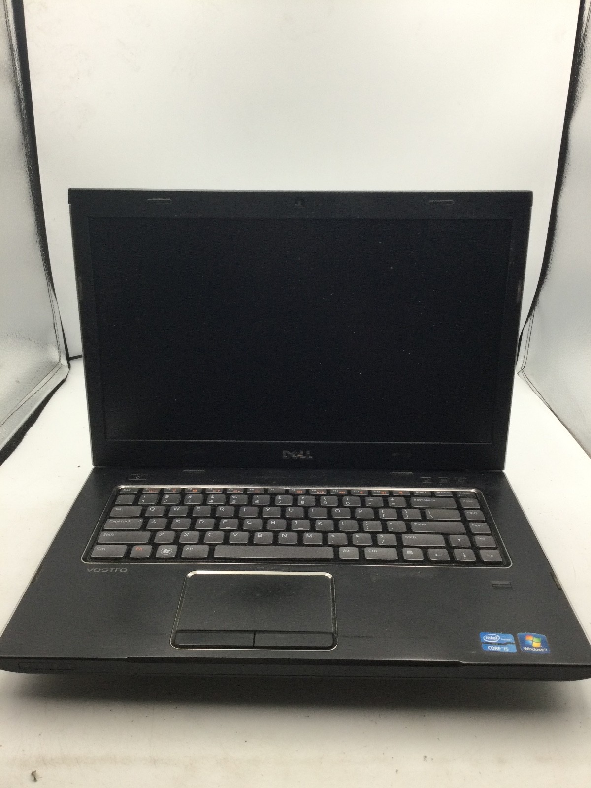 DELL VOSTRO 3550 – FOR PARTS/NO POWER – INTEL I5 – NO RAM -15″ – READ DESC – BB