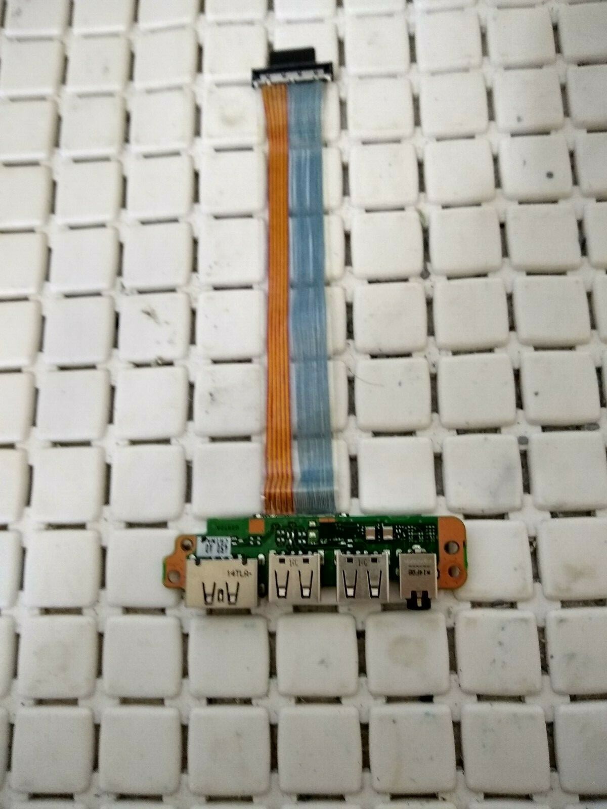 TOSHIBA SATELLITE PRO R850 R950 2 USB eSata AUDIO CARD WITH CONNECTOR