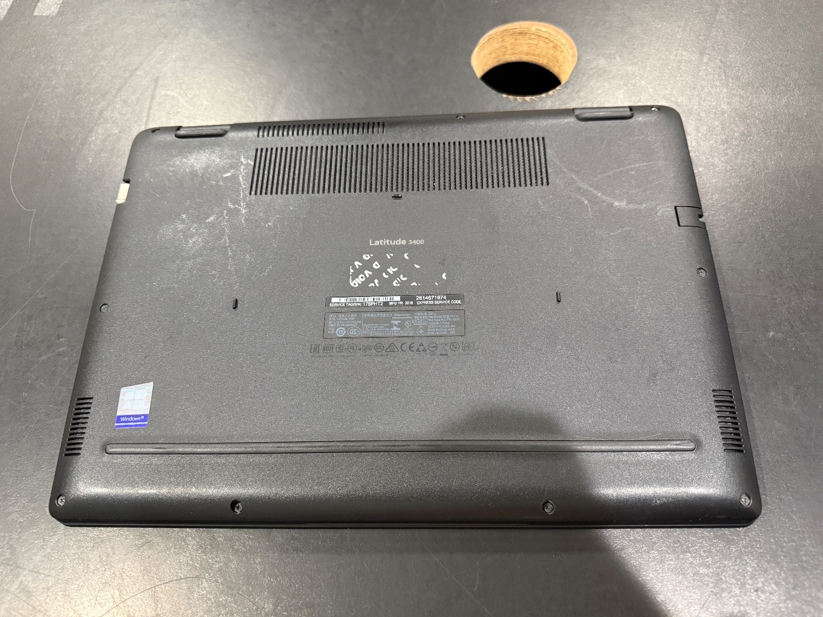 Dell Latitude 3400 i5 8th Gen NO RAM NO HDD/SSD – For PARTS / Not Working
