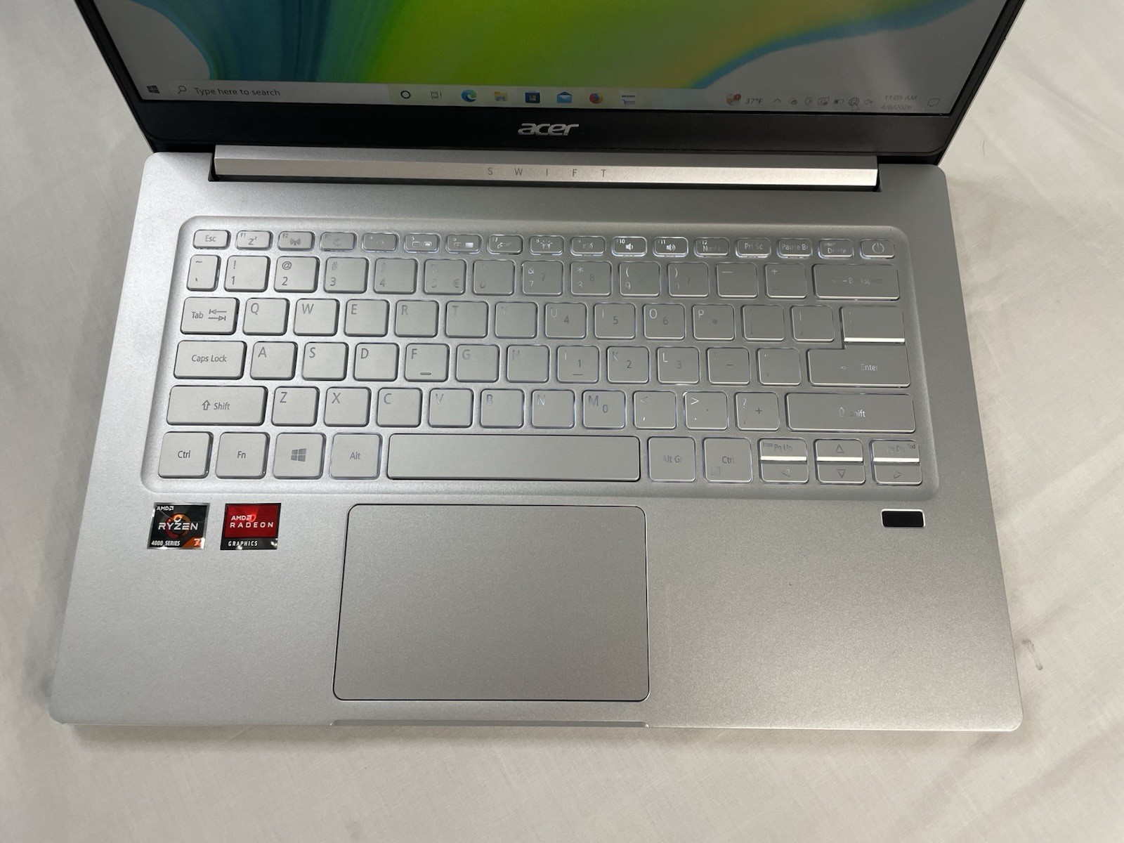 Acer Swift 3 SF314-42 8gb- 512gb SSD Ryzen 7 4700u 14″ Great Battery