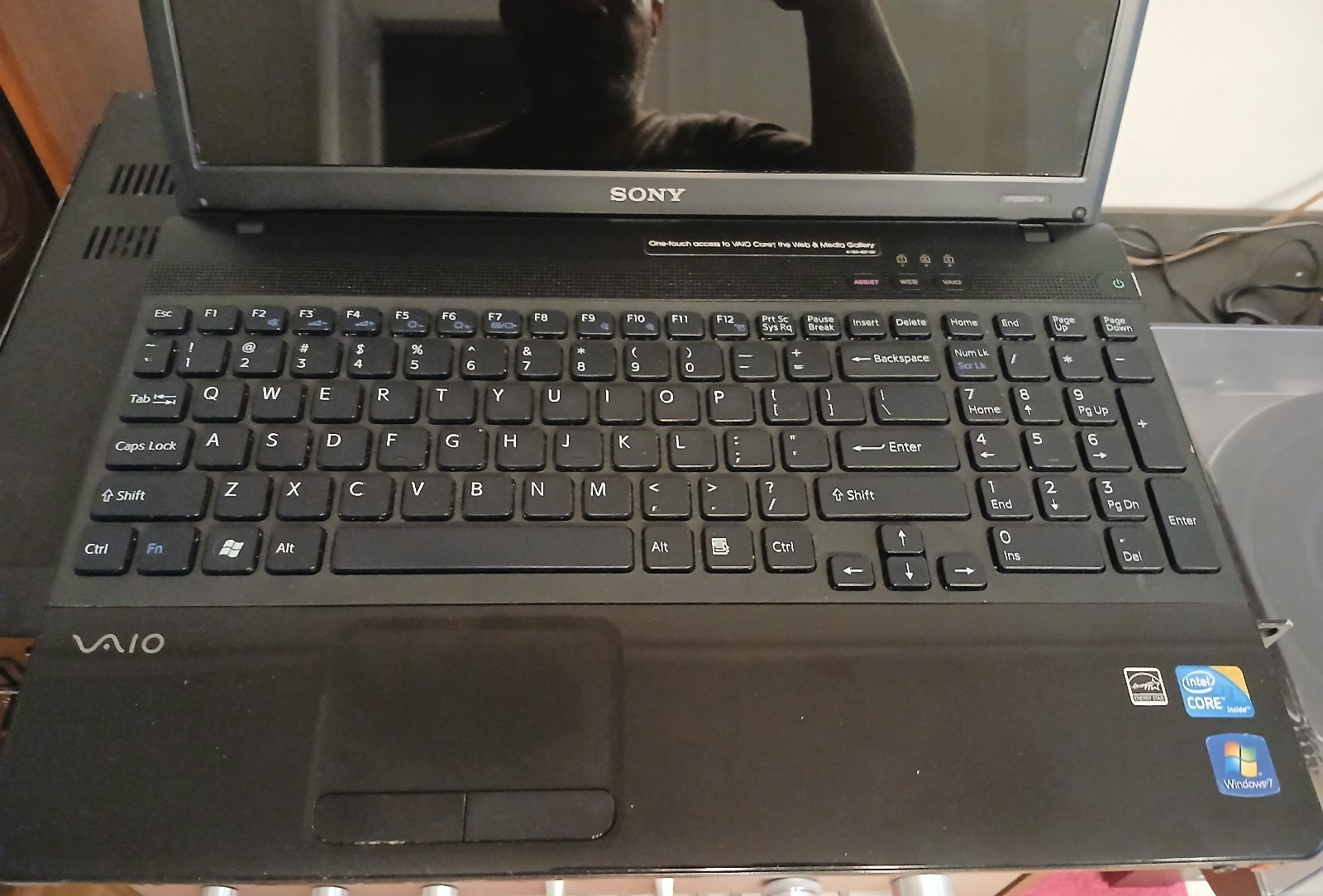 Sony Vaio PCG 71318L Laptop Intel Core i3 – Please see pictures full details