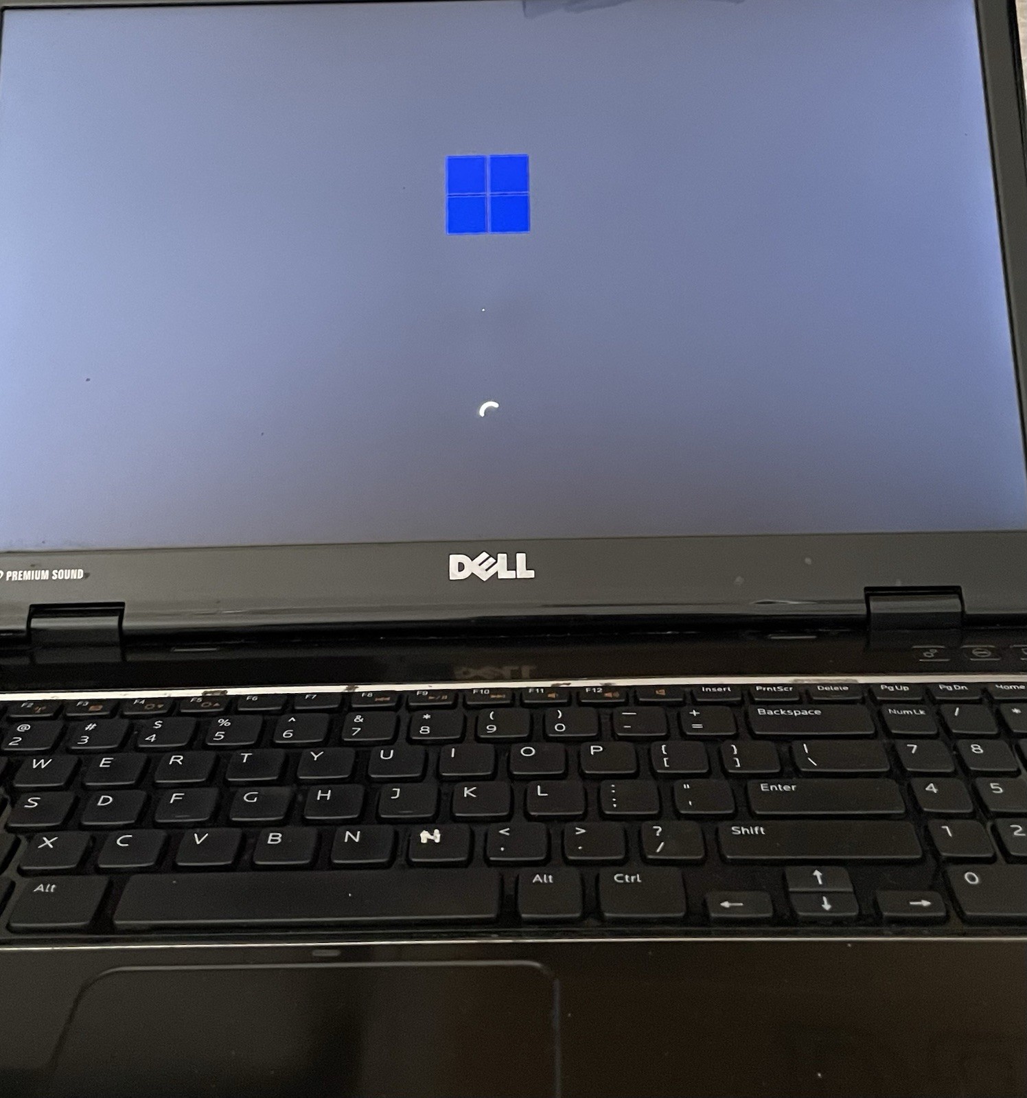 Dell Inspiron N5110 ®™Intel Core I3 NO HDD NO RAM