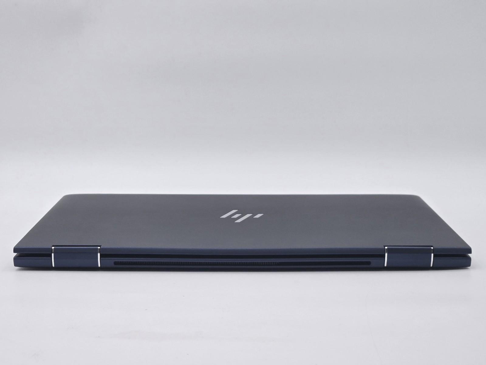 HP Elite Dragonfly G2 2-in-1 13″ FHD Touch I7-1185G7 256GB SSD 16GB W11P Webcam