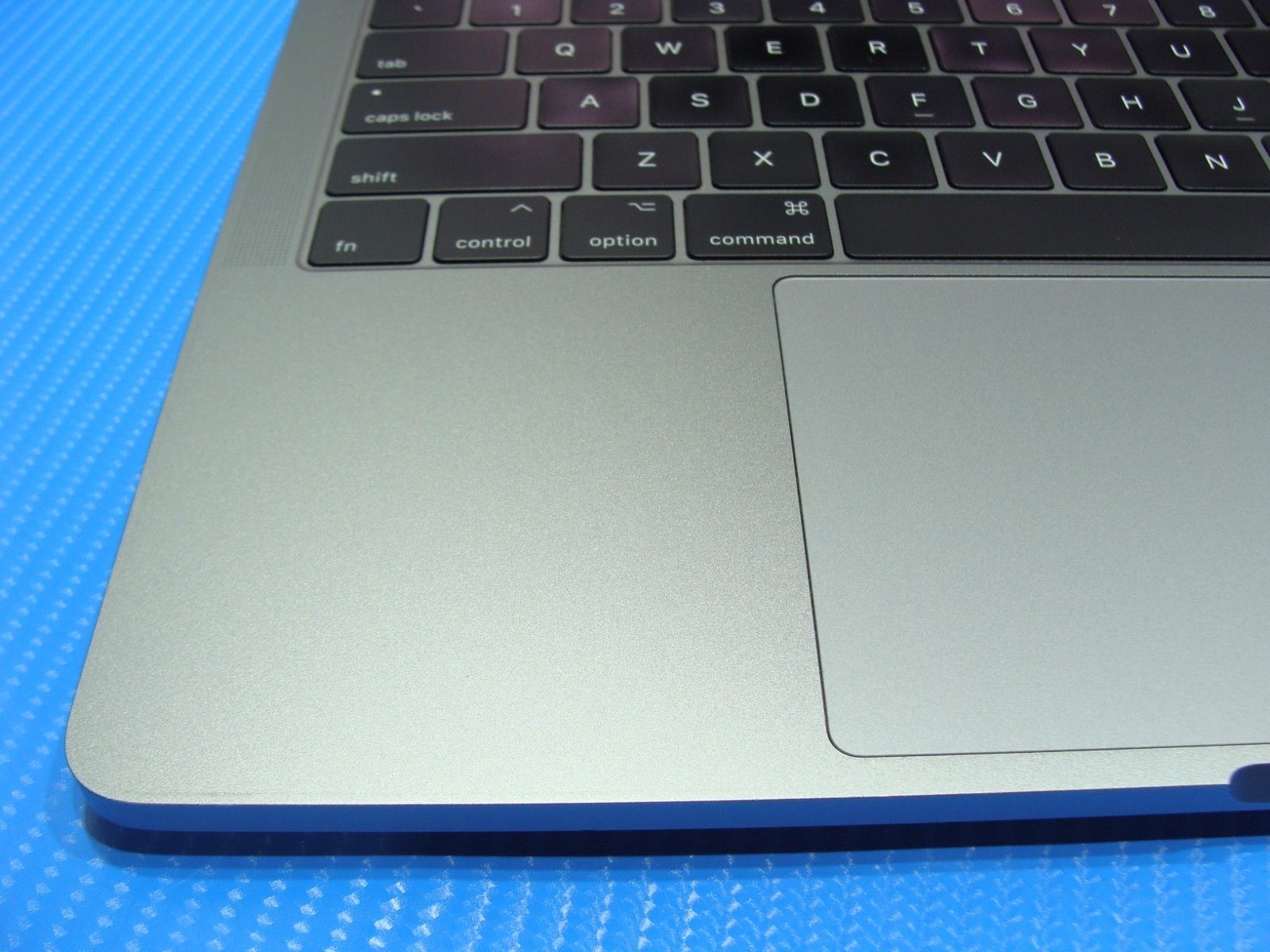 Apple MacBook Pro 13″ Mid-2017 A1708 /BTO OS Monterey i7-7660U 2.5GHz 16GB 512GB