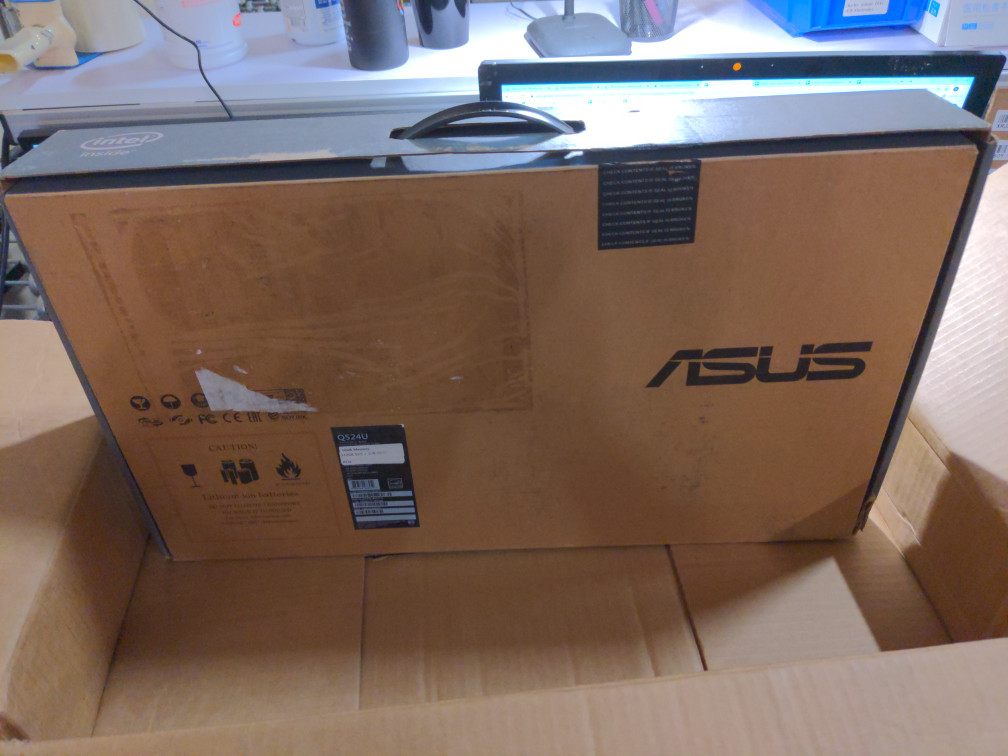 ASUS Q524UQ-BHI7T15 15.6″ Full HD 2-in-1 i7-7500U 16GB 2T HDD+256G SSD 940MX W10