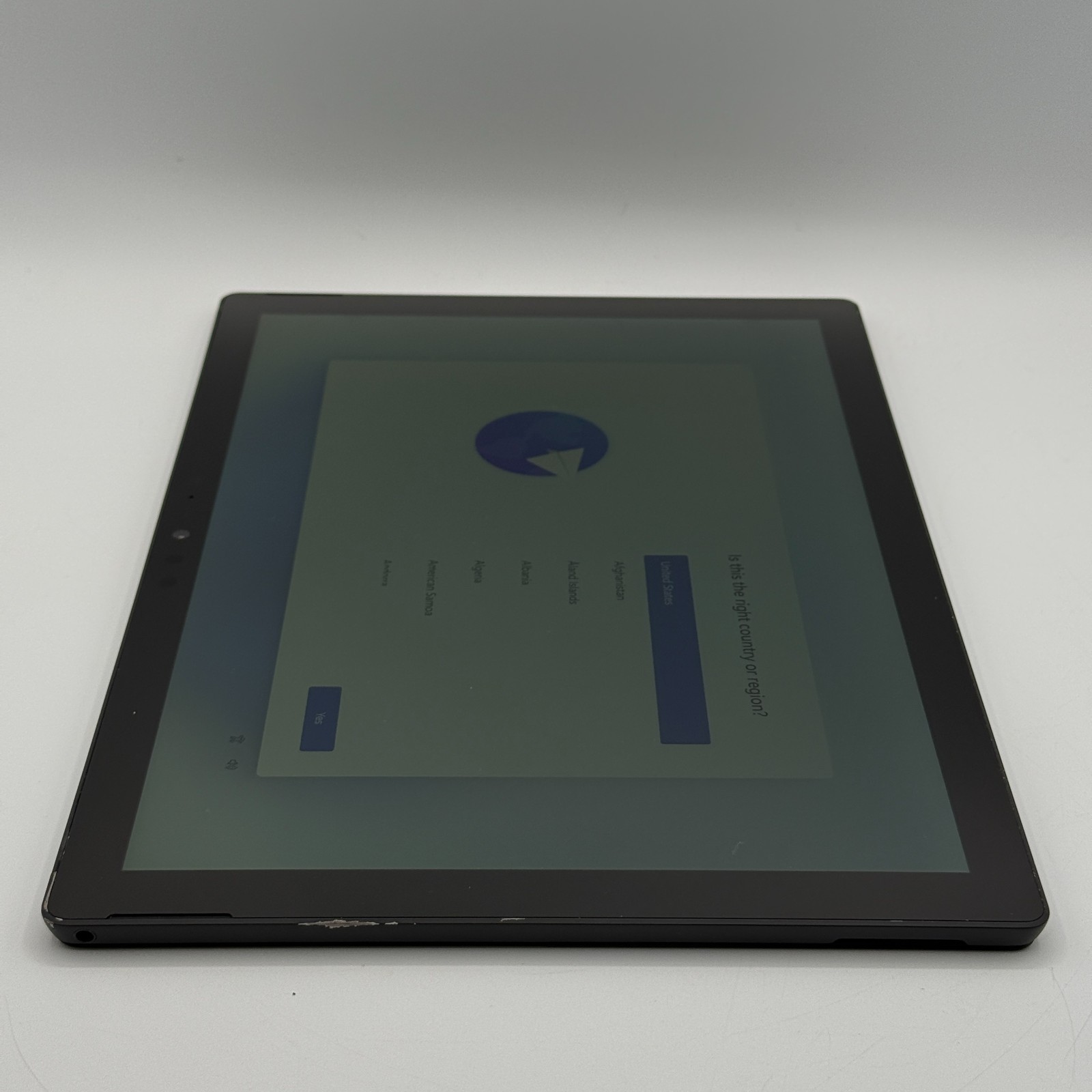 Microsoft Surface Pro 6 1796 i5-8350U 8GB RAM 256GB SSD 12.3″ Win11 Pro Tablet