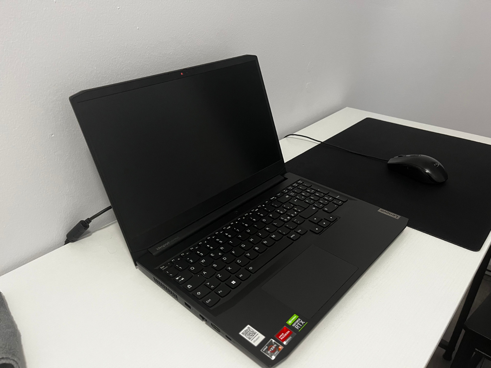 Lenovo IdeaPad Gaming 3 15ACH6, RYZEN 5 5600H RTX 3060