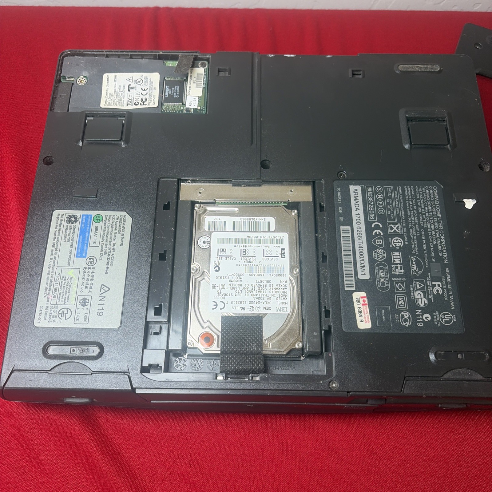 Compaq Armada 1700 Laptop Vintage Boots Power Cable HDD Floppy Caddy Battery