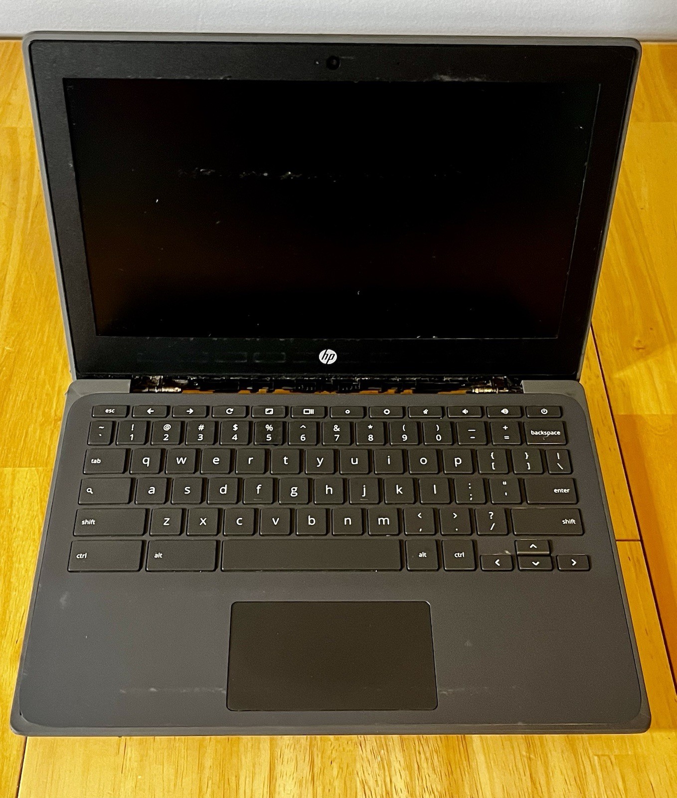 USED GRADE C HP ChromeBook 11 G8 11.6” 4GB RAM 32GB SSD with Charger READ DESC