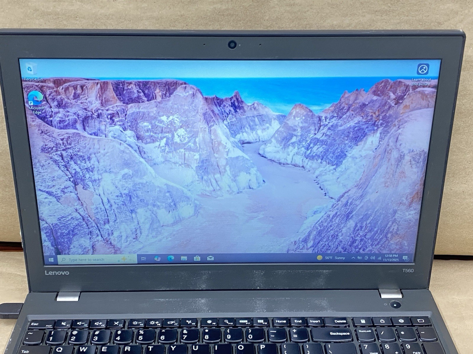 Lenovo T560 – 16″ 1366×768 – i5-6200U – 8GB – 128GB SSD – Win 10 Pro READ