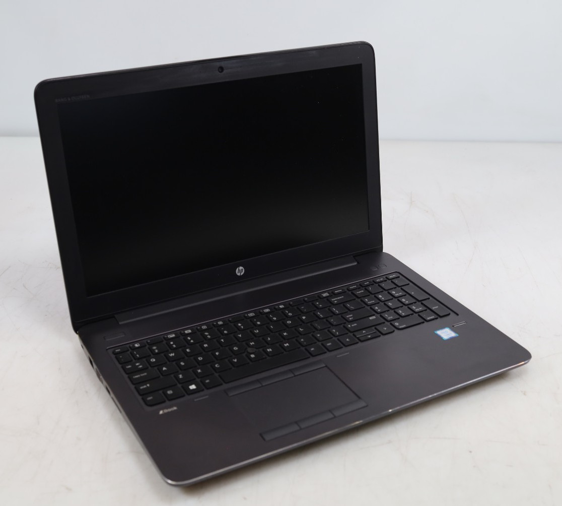 HP ZBook 15 G4 15″ Intel i5-7440HQ 8GB DDR4 No HDD BATT COA OS
