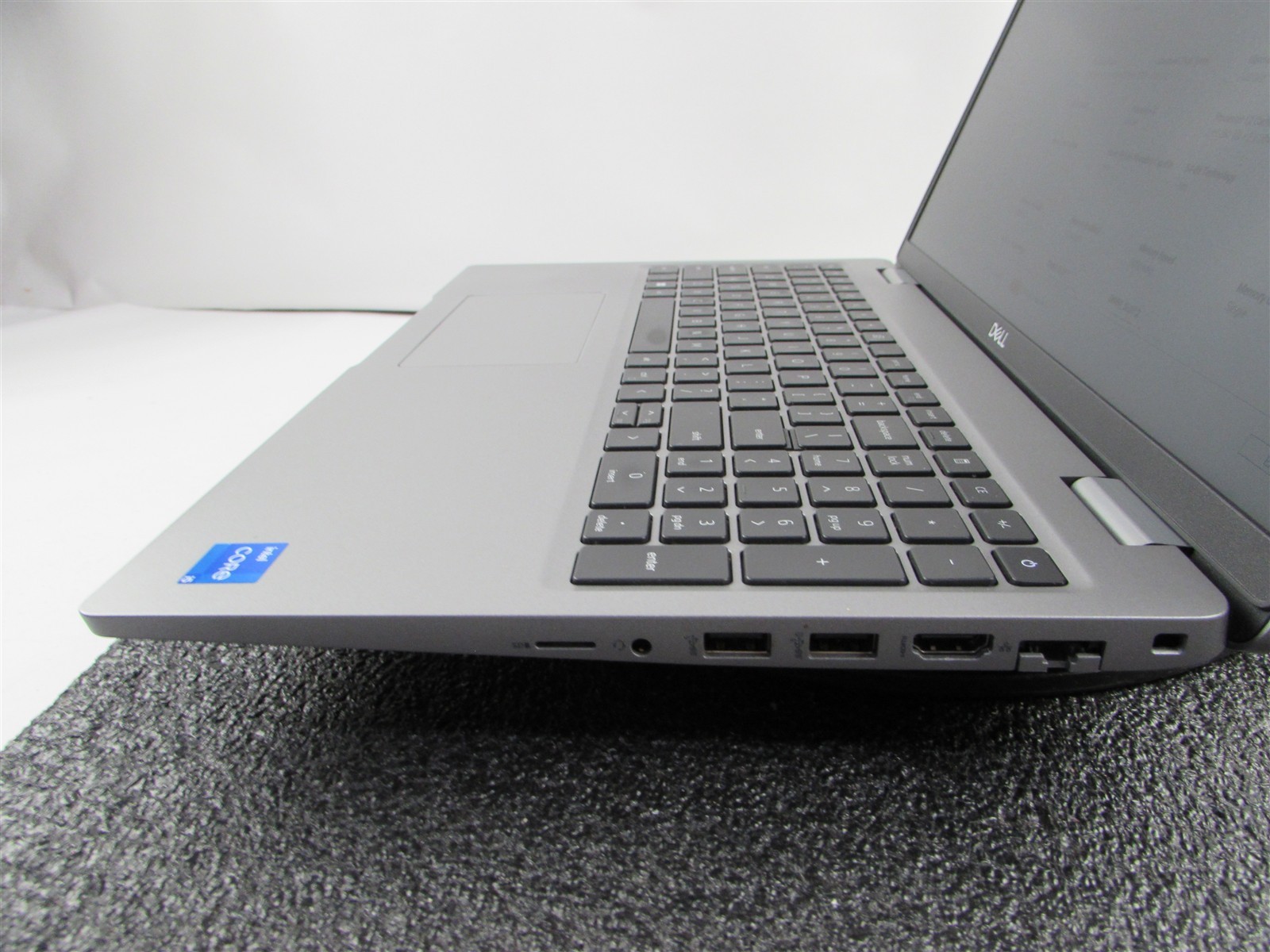 DELL LATITUDE 5530 1920X1080 FHD CORE I5-1235U 256GB SSD 16GB RAM NO O.S