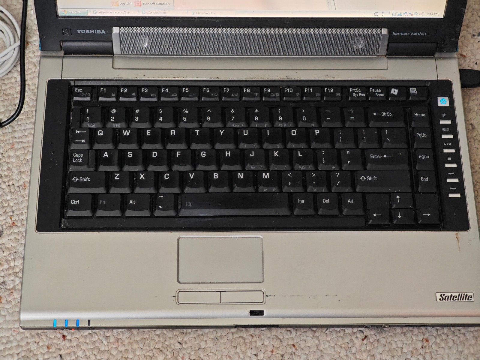 Toshiba Satellite m50-mx5 – 100GB HDD, 512MB RAM, Intel Pentium M, Win XP