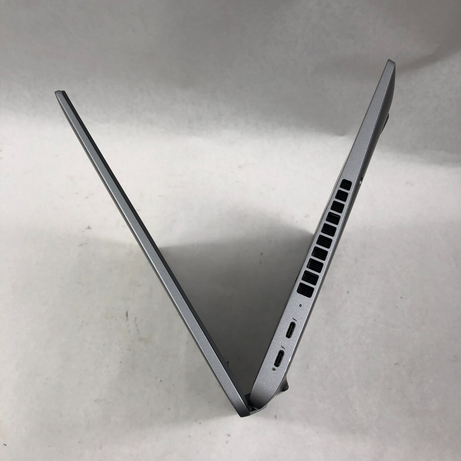 Dell Latitude 5540 15” Intel Core i7-1355U 4.6GHz 16GB No SSD/Screen