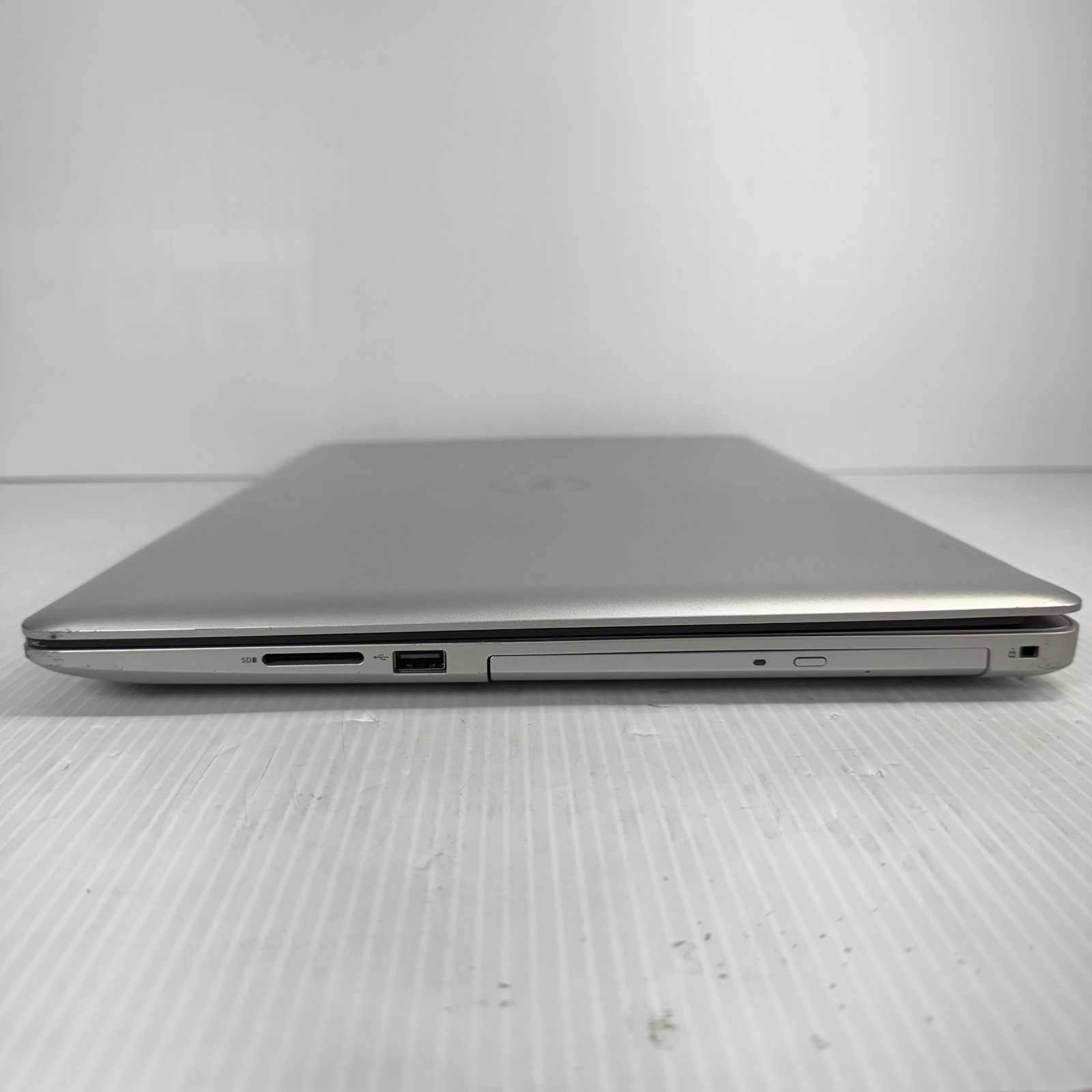 Dell Inspiron 5770 i5-8250U 17.3″ Windows 11 Pro Laptop 128GB SSD 16GB **WEAR**