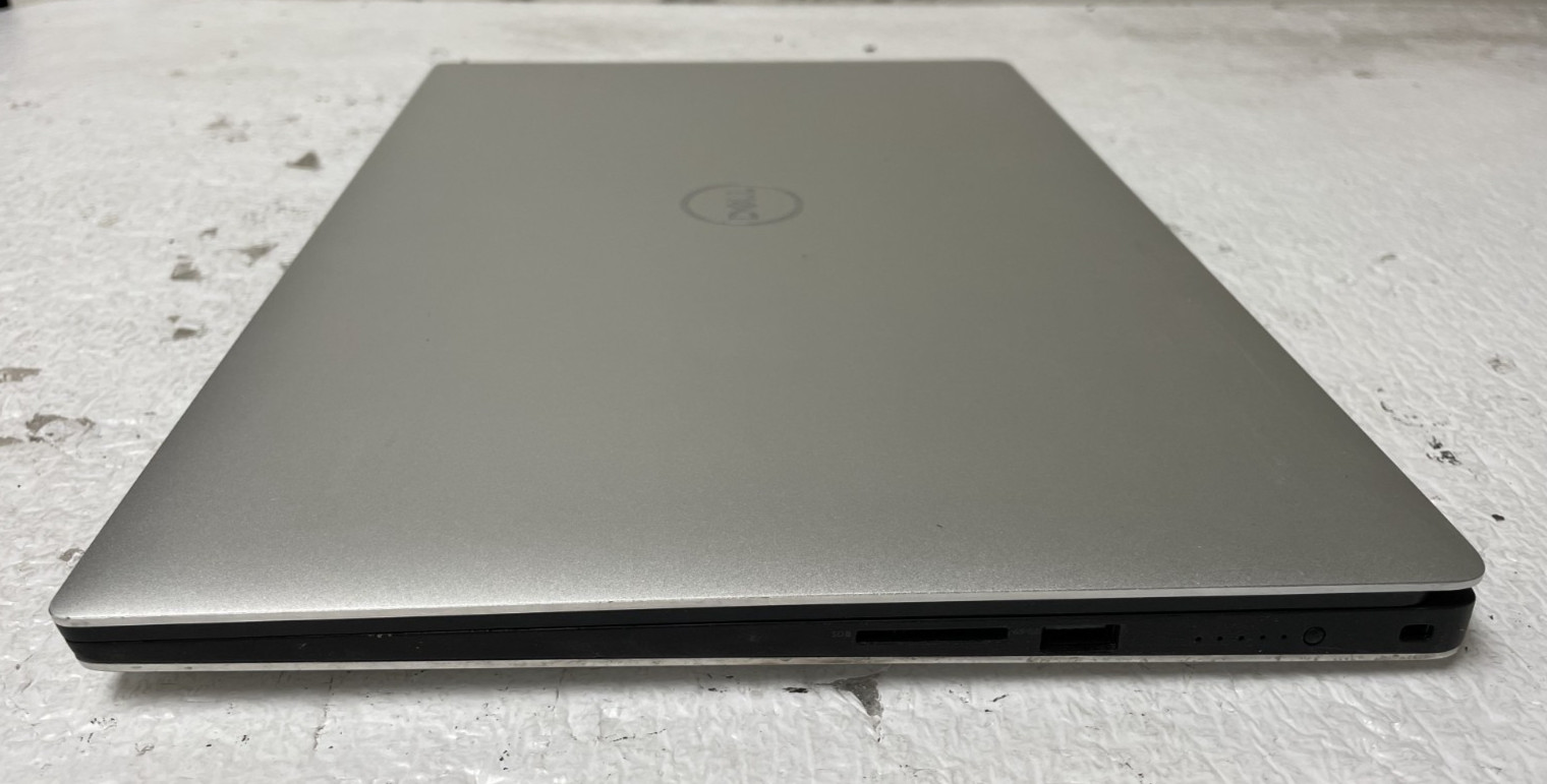 Dell XPS 15 7590 15.6″ Intel i7-9750H @2.60GHz 8GB RAM NO SSD For Parts *READ*