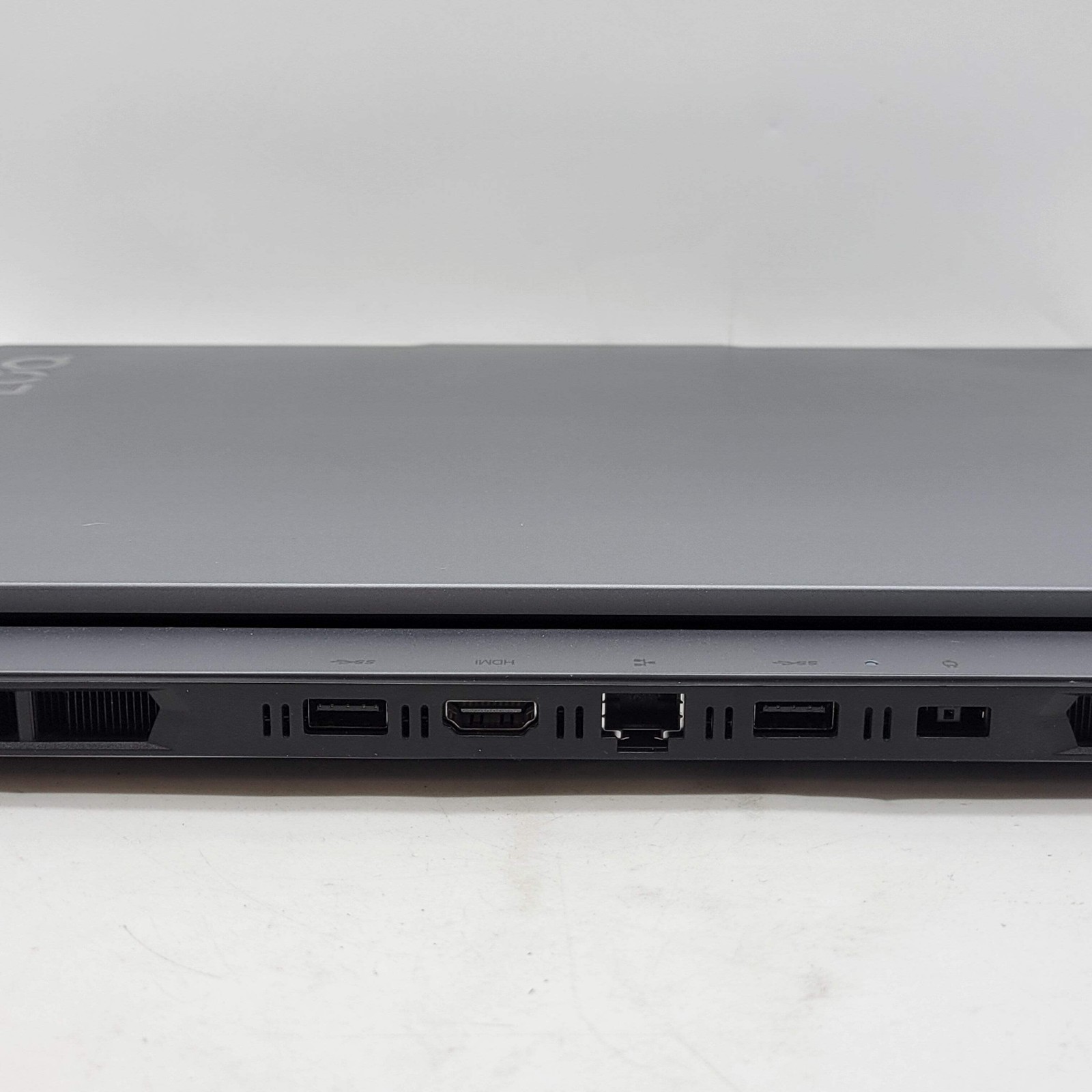 Lenovo LOQ 15 15IRX10 15.6″ i5-13450HX 2.4GHz 16GB RAM 1TB SSD GeForce RTX 5050