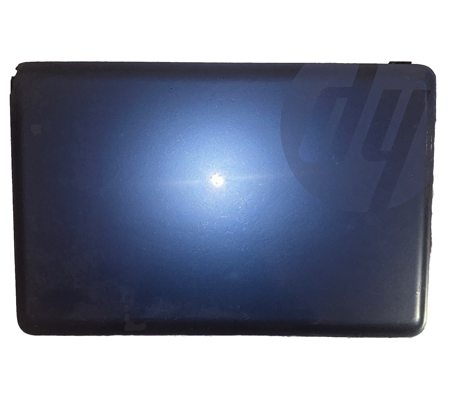 HP 2000-2b19WM Laptop 15″ AMD E-300 Blue Windows 8 For Parts Untested No Cord