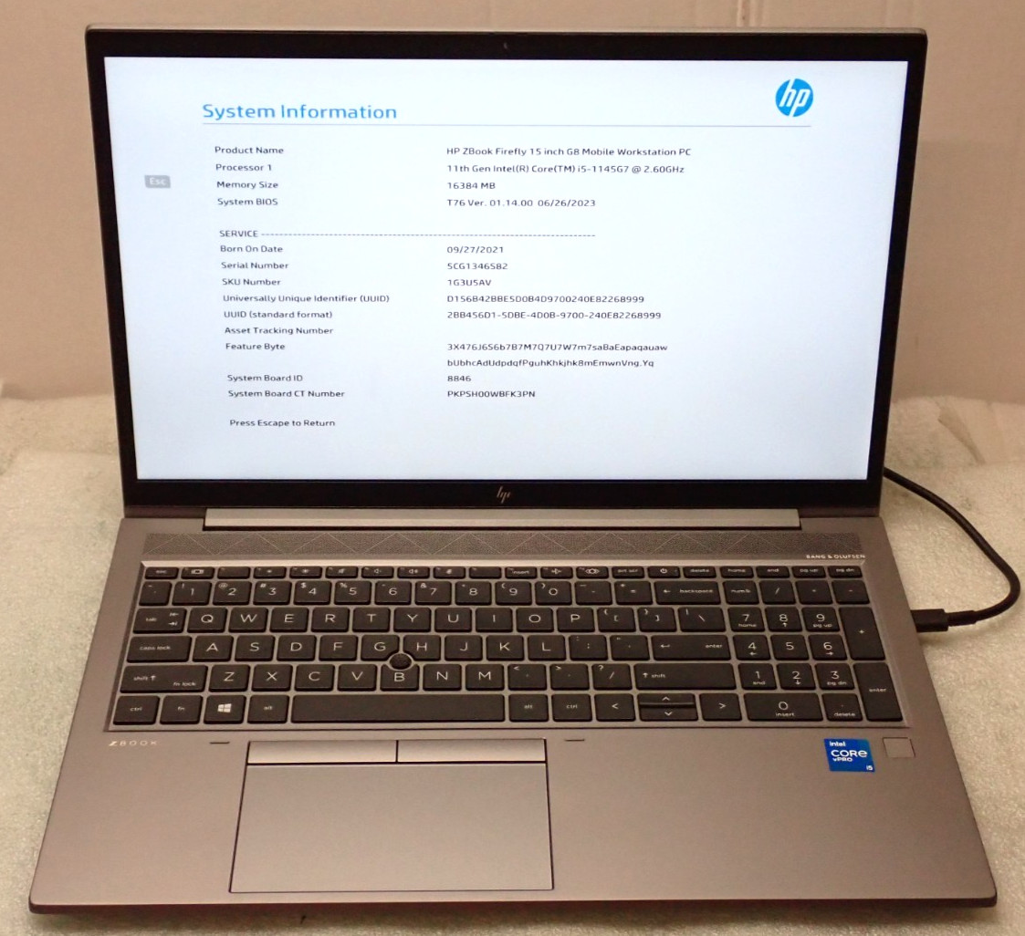 HP ZBook Firefly 15 G8 CORE i5-1145G7 2.60GHz 16GB RAM 256GB SSD Iris Xe Adapter