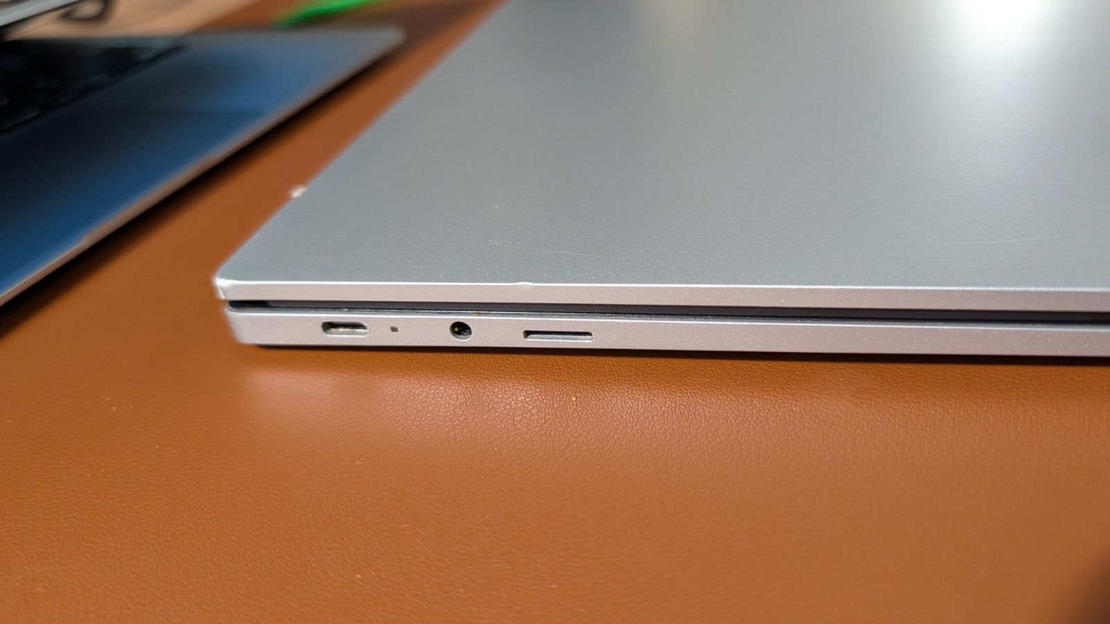 Samsung Galaxy Chromebook Go 14″ celeron *parts only* water damage