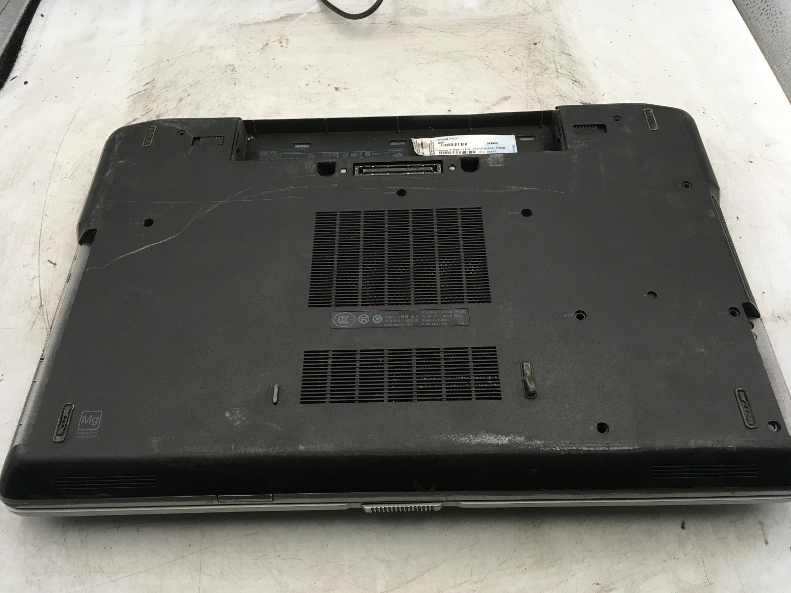 DELL LATITUDE E6520 – FOR PARTS – INTEL CORE I5 2ND GEN – 4GB RAM – READ DESC-BB