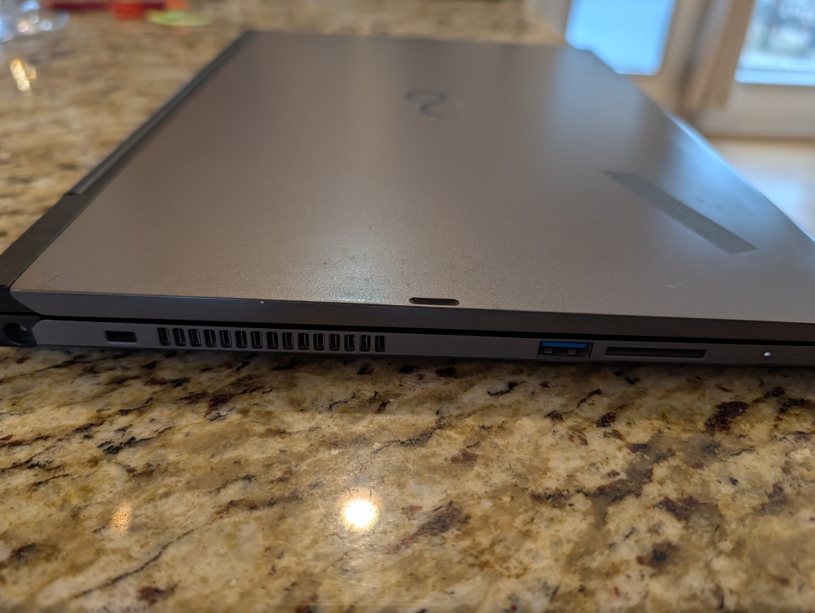 FUJITSU LIFEBOOK T904 Core i7-4600U 8GB,125GB SSD TOUCHSCREEN