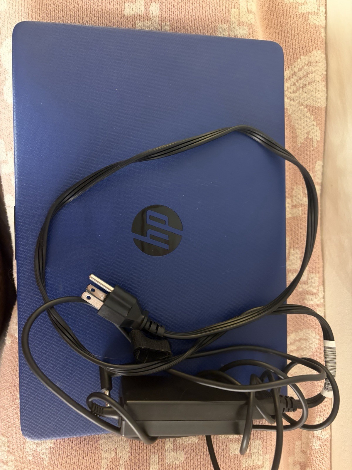 HP 14 Series 14-dq0010nr 14in Laptop blue