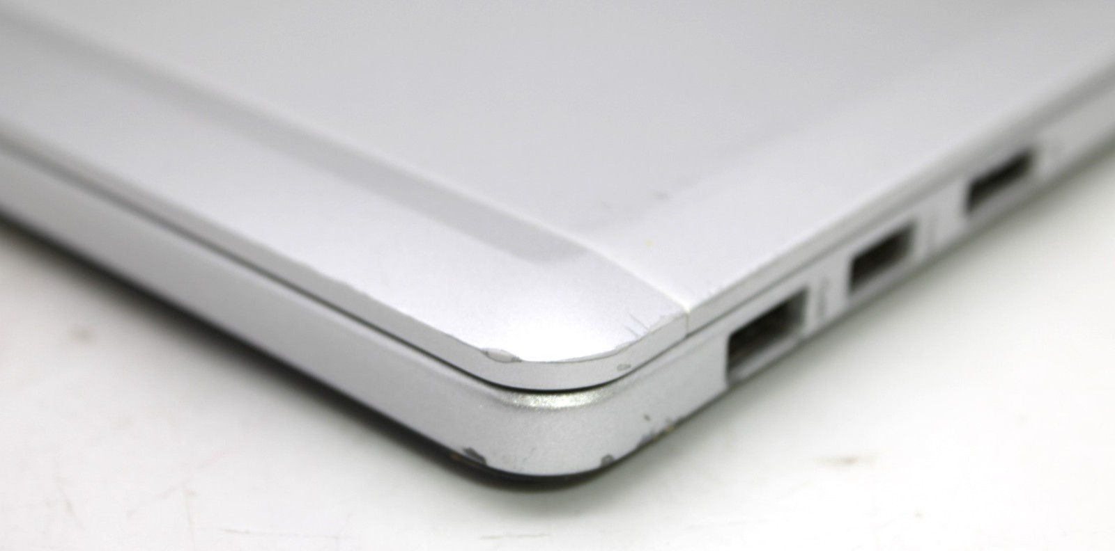 HP EliteBook Folio 9480m-i5-4310U@2.0GHz-8GB DDR3-NO STORAGE OR OS*USED/TESTED*
