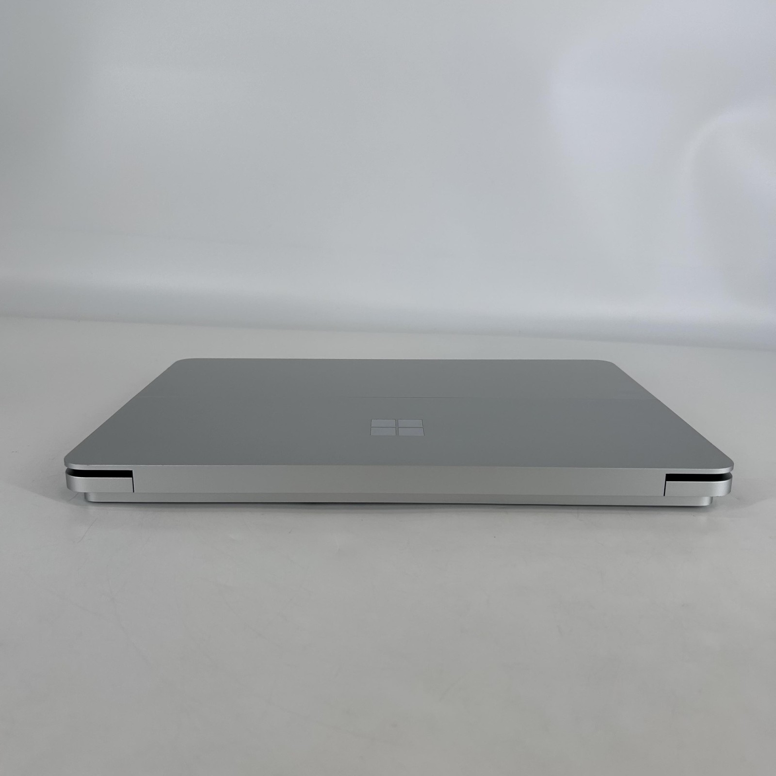 Microsoft Surface Laptop Studio 2 14.4 2K TOUCH i7-13700H 16GB 512GB – WORN KEYS