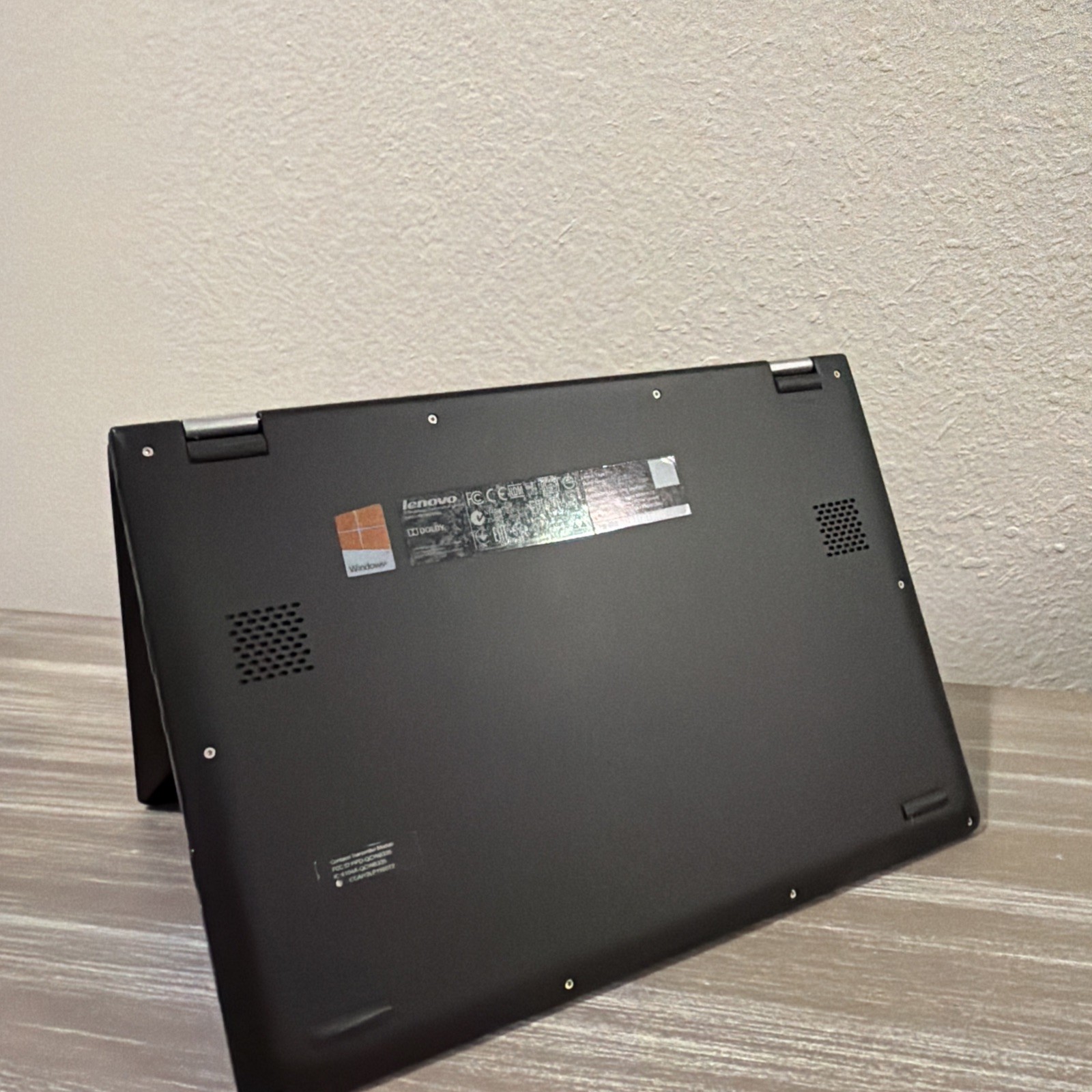 Lenovo Yoga 2 11 20332 13″ Intel Pentium N3540 2.1GHz 4GB RAM 512GB HDD, WIN 10