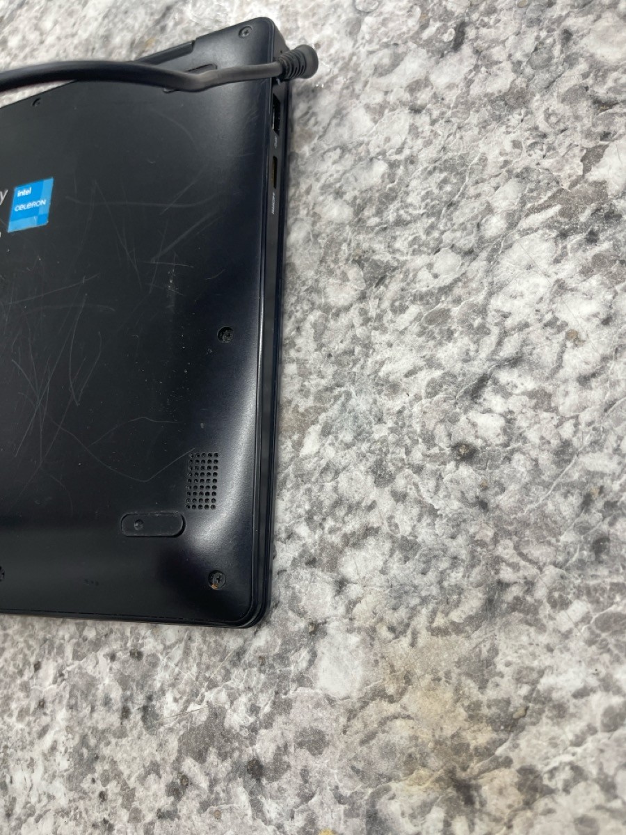 GATEWAY GWTC116-2BK LAPTOP (PS5011840)