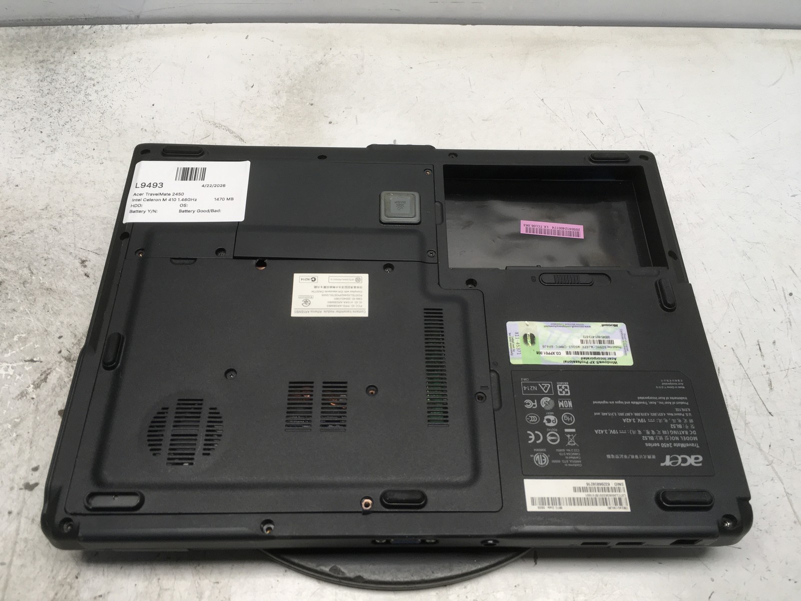 Acer TravelMate 2450 Intel Celeron M 410 1.46GHz 1470 MB NO HDD No Batt
