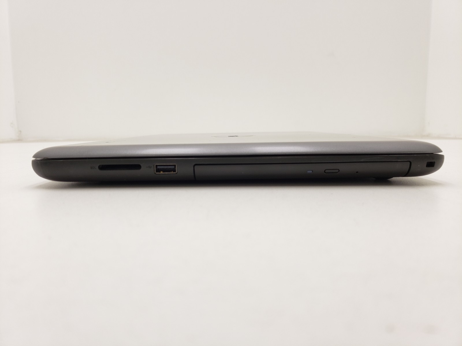 Dell Inspiron 5567 Laptop Intel Core i7-7500U 8GB RAM 128GB SSD Windows 11 Pro.