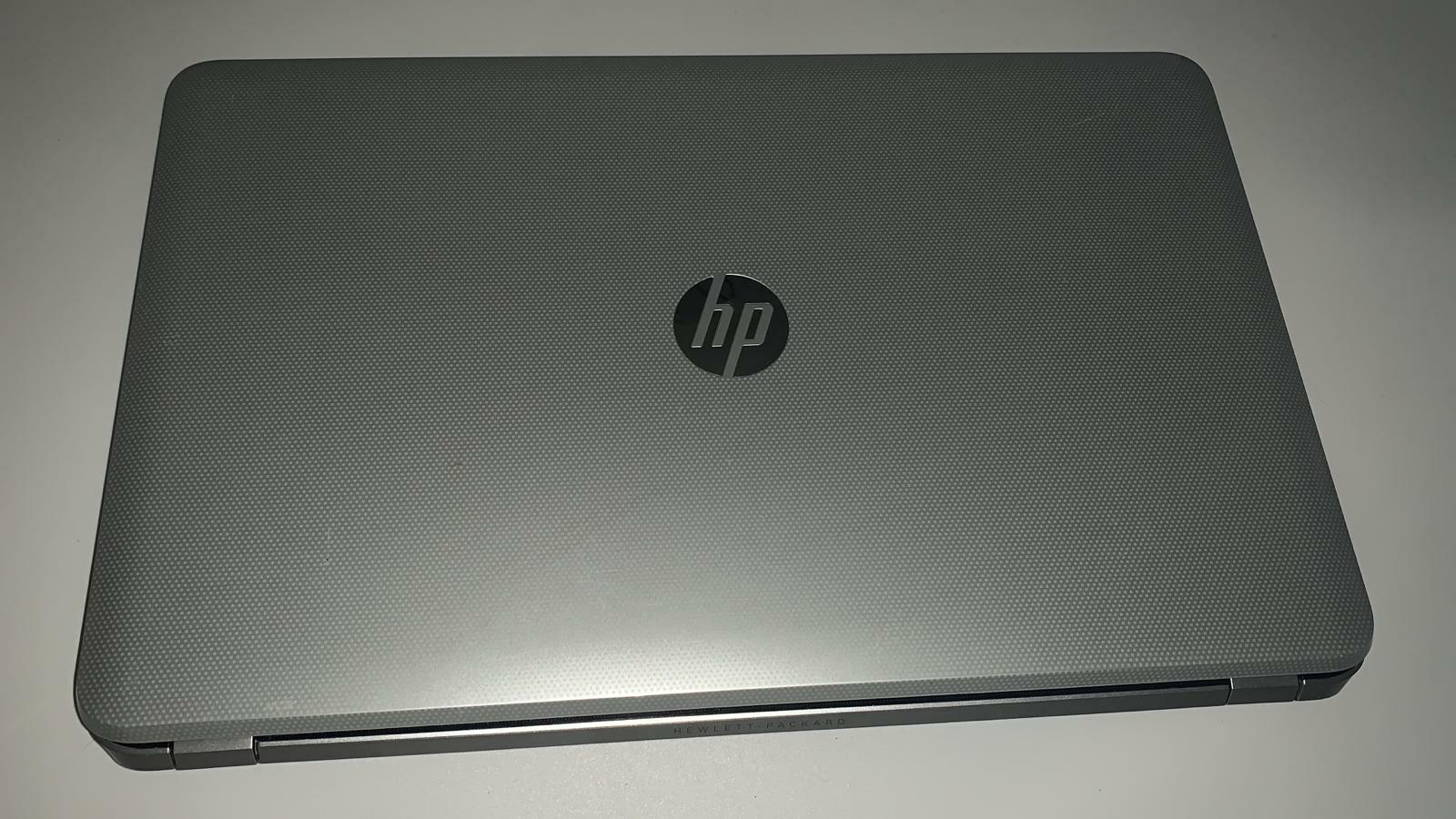 HP Pavilion 17-E117DX 8 GB RAM, 650 GB HDD, CORE I3