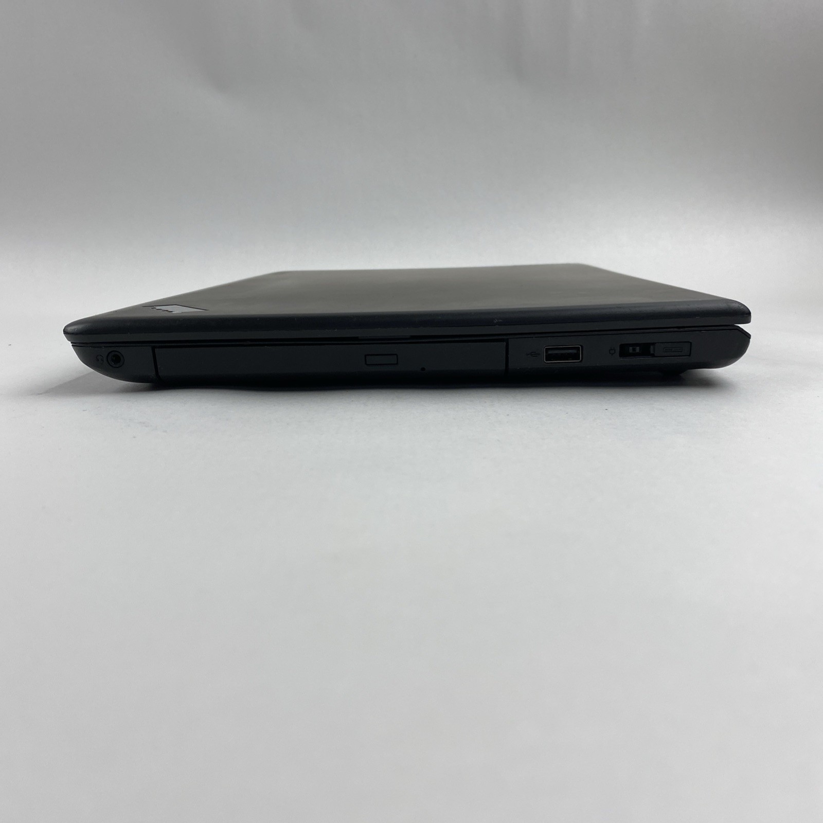 Lenovo ThinkPad E550 Intel Core i3-4005U 1.70GHz 4GB RAM 15.6″ No Battery/HDD/OS