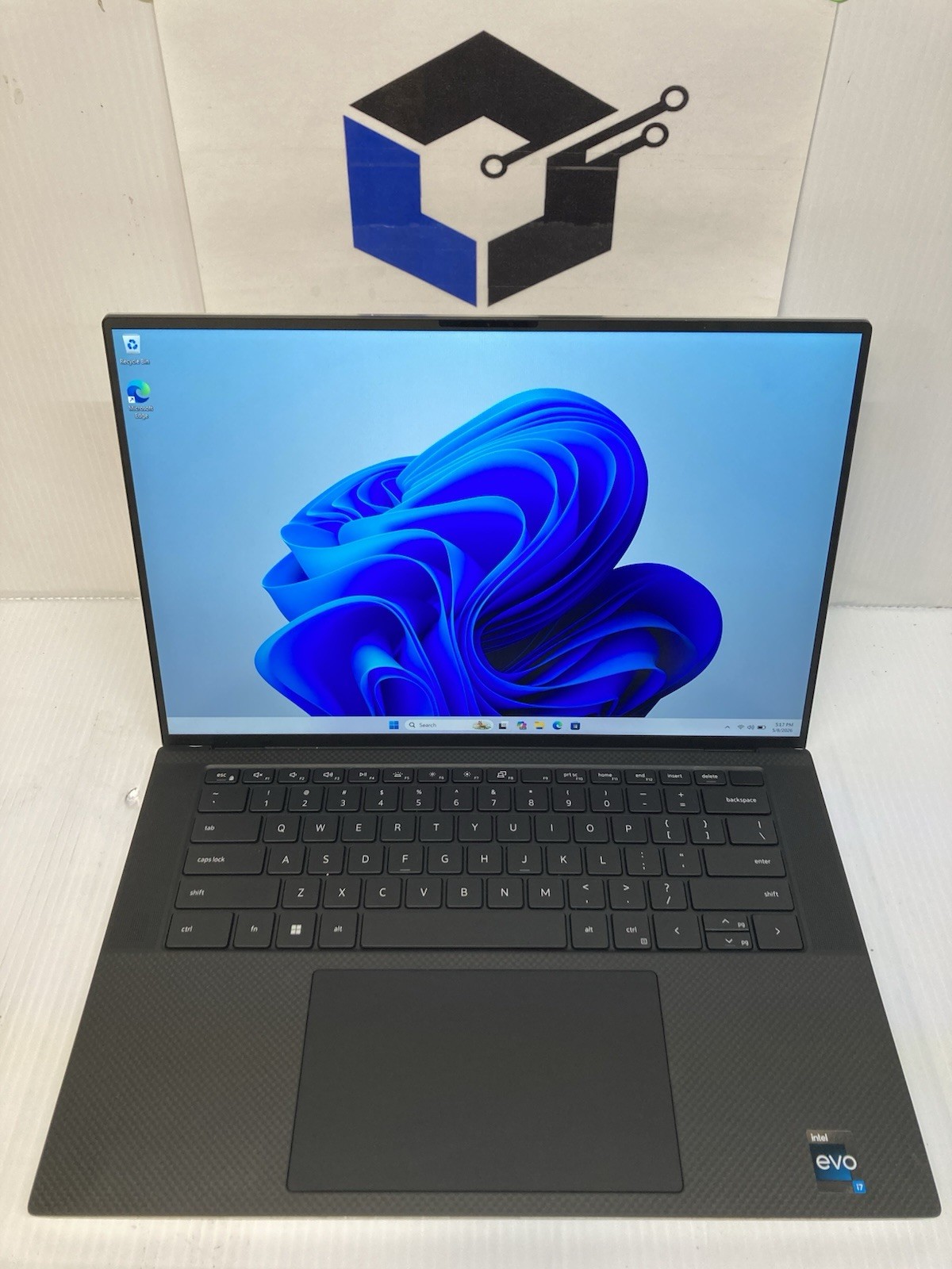 Dell XPS 15 9530 i7-13700H | 16GB | 1TB SSD | Intel Arc A370M-BAD TRACKPAD- READ