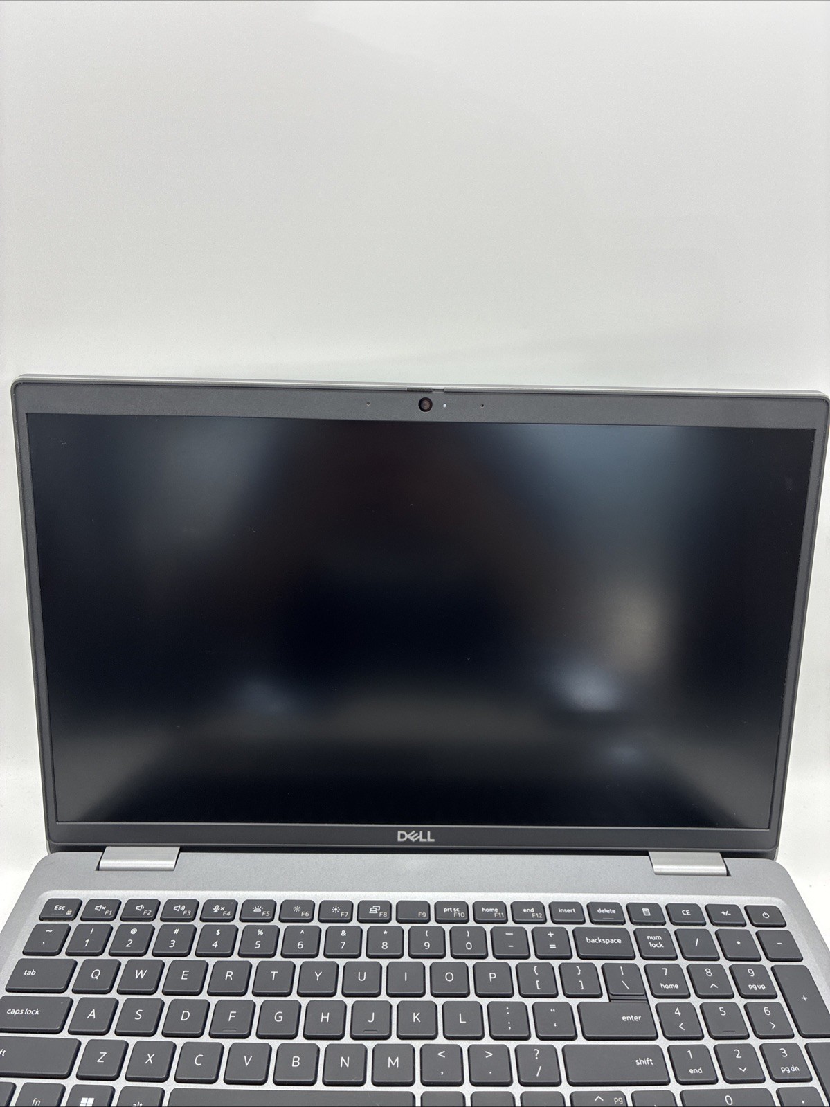 Dell Latitude 5530 i5-11th Gen NO RAM/SSD No Power For Parts SEE PICS (L61)