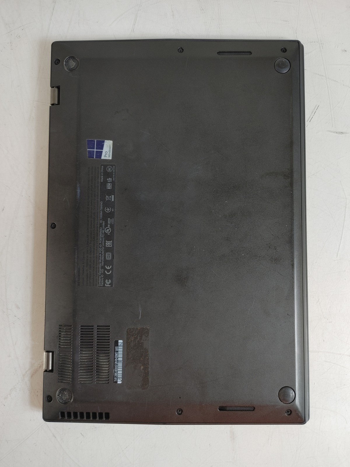Lenovo ThinkPad X1 Carbon Core i7-5600U 2.60 GHz 8 GB DDR3 No HDD