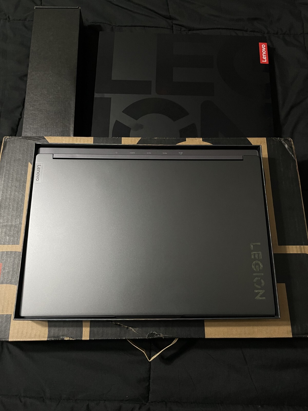 Lenovo Legion Slim 7 – RTX 4070 – 13TH GEN I9 – 240HZ – 32GB RAM – Gaming Laptop