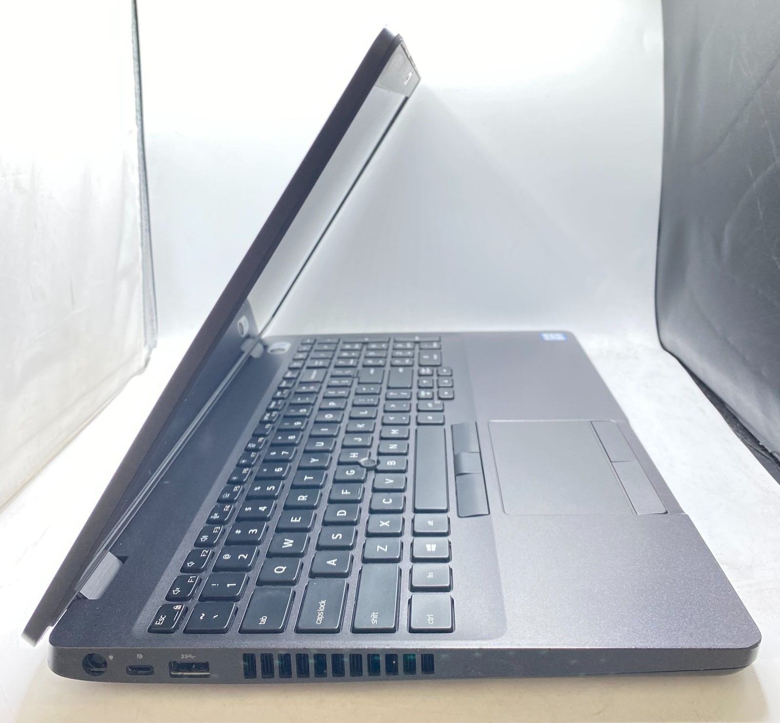 Dell Latitude 5500 15.6″ Laptop Intel Core i5-8365U @1.60GHz 16GB RAM 512GB SSD