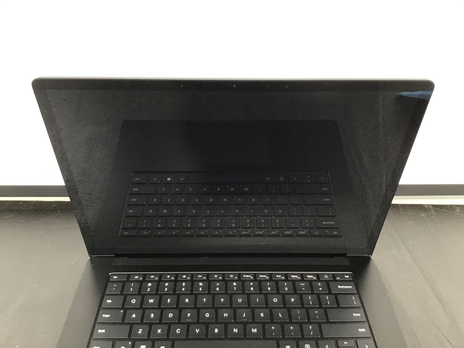 Microsoft Surface Laptop 4 15″ 1979 i7-1185G7 3.0GHz CPU 16GB RAM 256GB NVMe ~