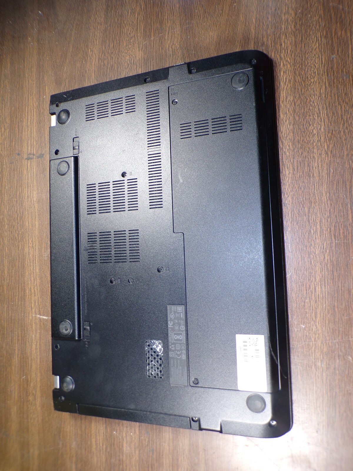 THINKPAD LENOVO E570 INTEL CORE i5 7TH GEN 8GB RAM **NO POWER ON **NO HD