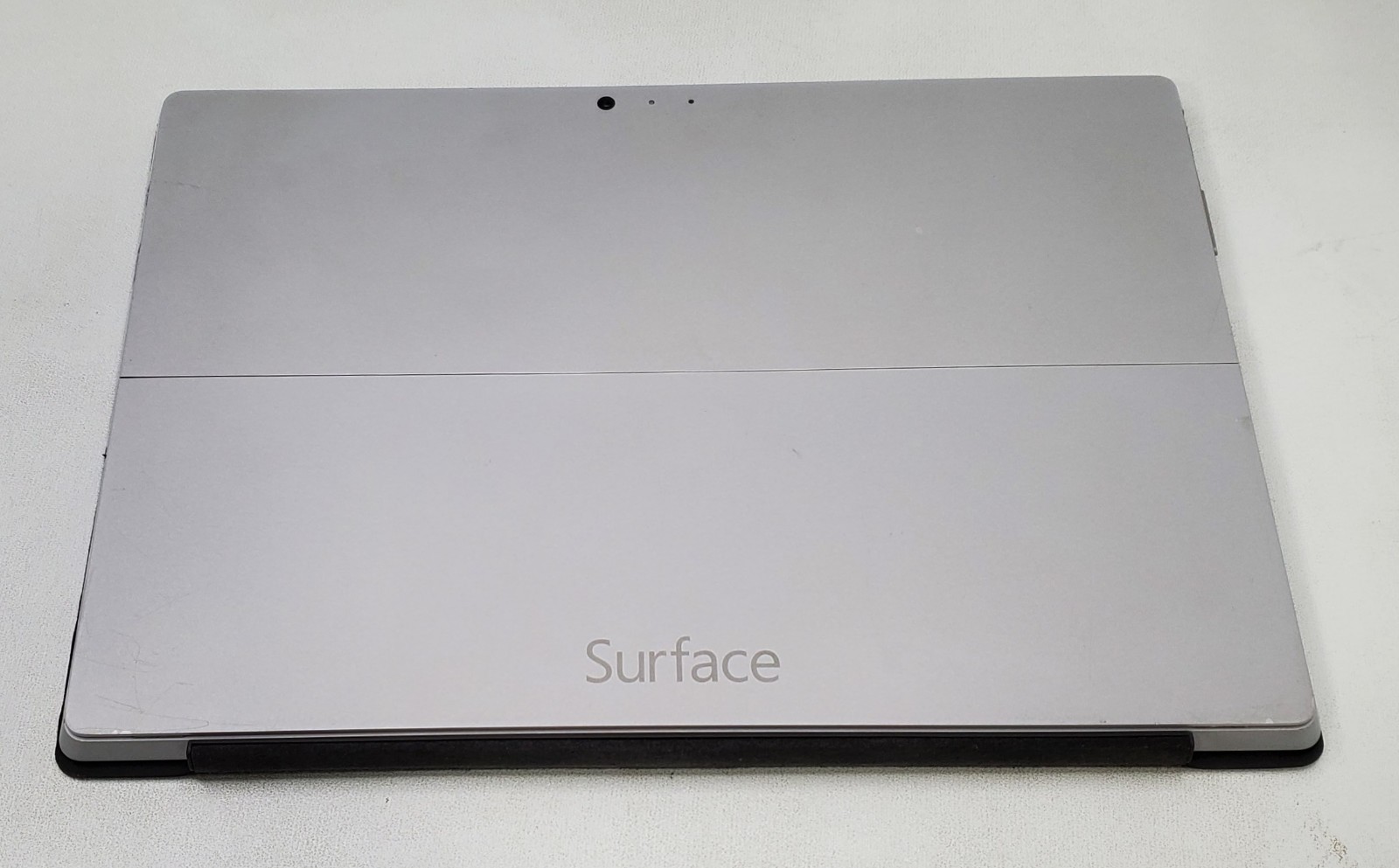 Microsoft Surface Pro 3 1631 Core i5-4300U 4GB RAM 128GB SSD Windows 11 Pro.