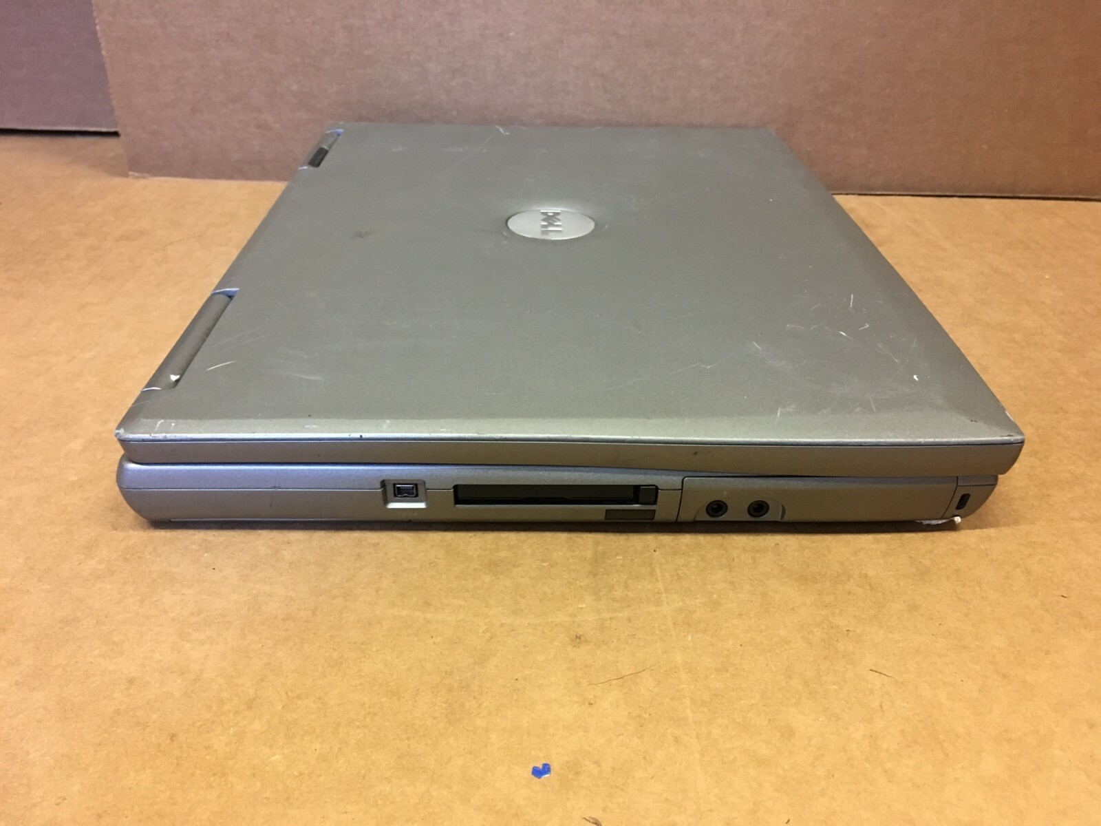 Dell Latitude D800 Laptop M 1.70GHz 512MB RAM 30GB HDD WINDOWS XP NVIDIA GEFORCE
