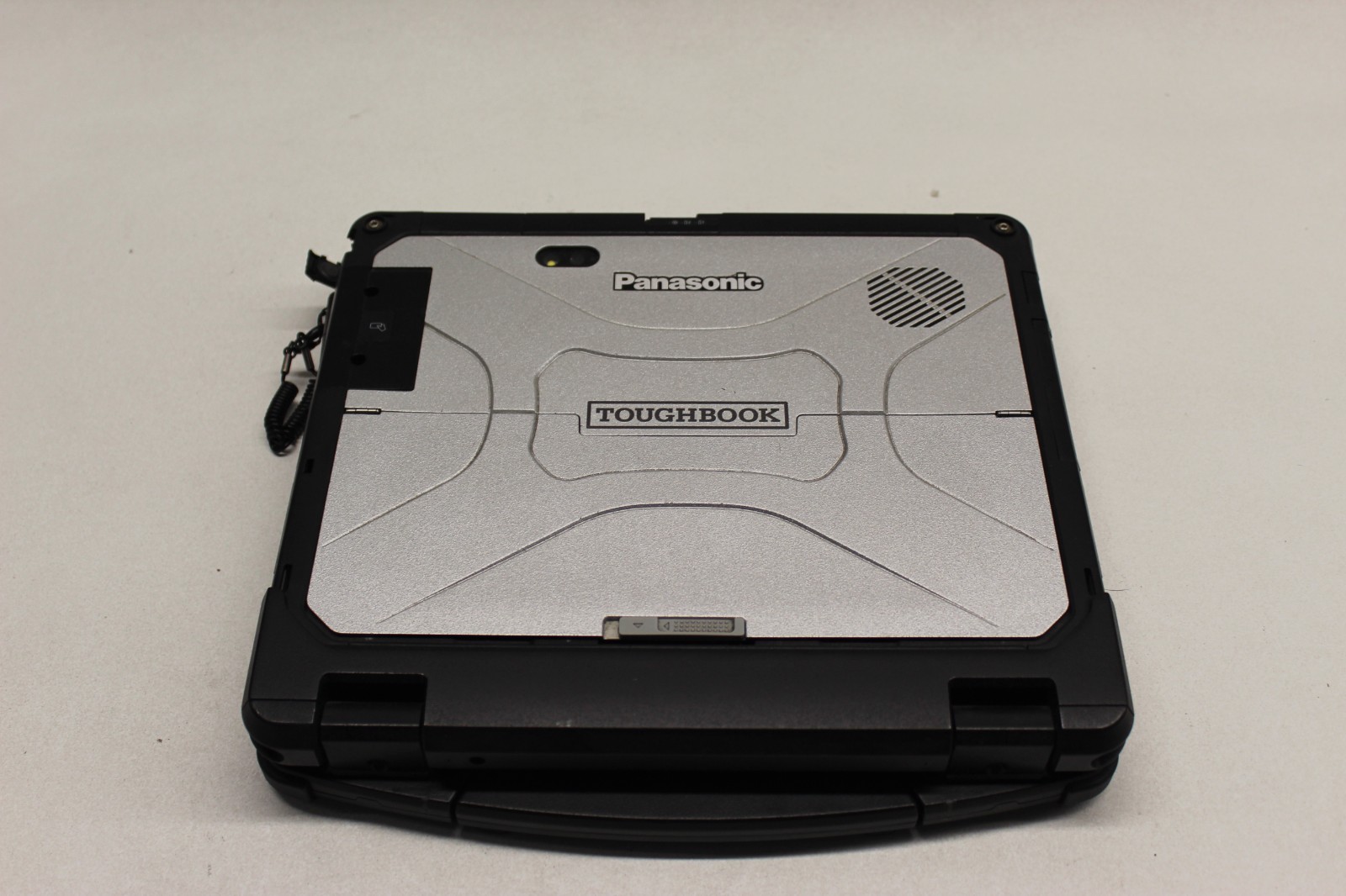 Panasonic Toughbook CF-33 I5-7300U 256M.2-8GB DDR3 Win10P-NO PWR Adapt-C-Desc
