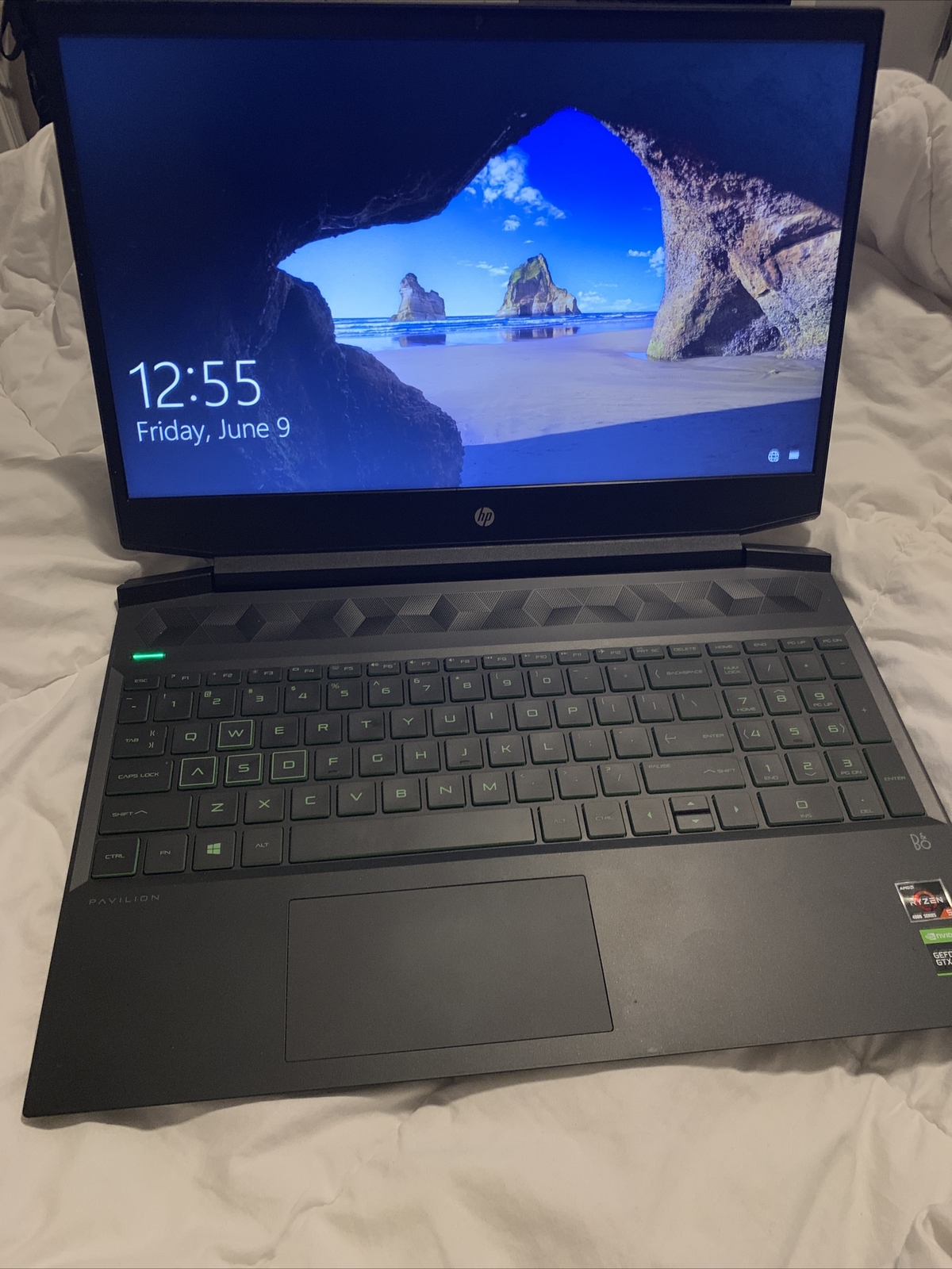 HP Pavilion Gaming 15.6, 256GB SSD, AMD Ryzen 5 4600H, GTx 1650, 1 Tb HDD 16 RAM